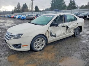 Ford Fusion SE 2.5L 4 2011