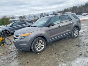 Ford Explorer XLT 3.5L 6 2012