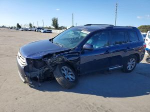 Toyota Highlander BASE 3.5L 6 2013
