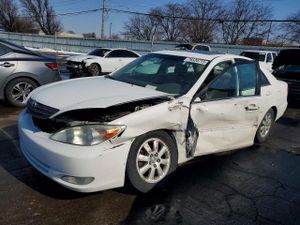 Toyota Camry LE 3.0L 6 2004