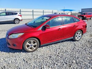 Ford Focus SE 2.0L 4 2014