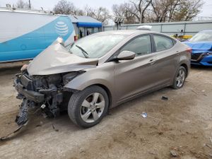 Hyundai Elantra GLS 1.8L 4 2013