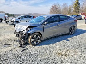 Hyundai Elantra SE 2.0L 4 2014