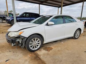 Toyota Camry L 2.5L 4 2014