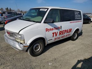 GMC Safari XT 4.3L 6 2000