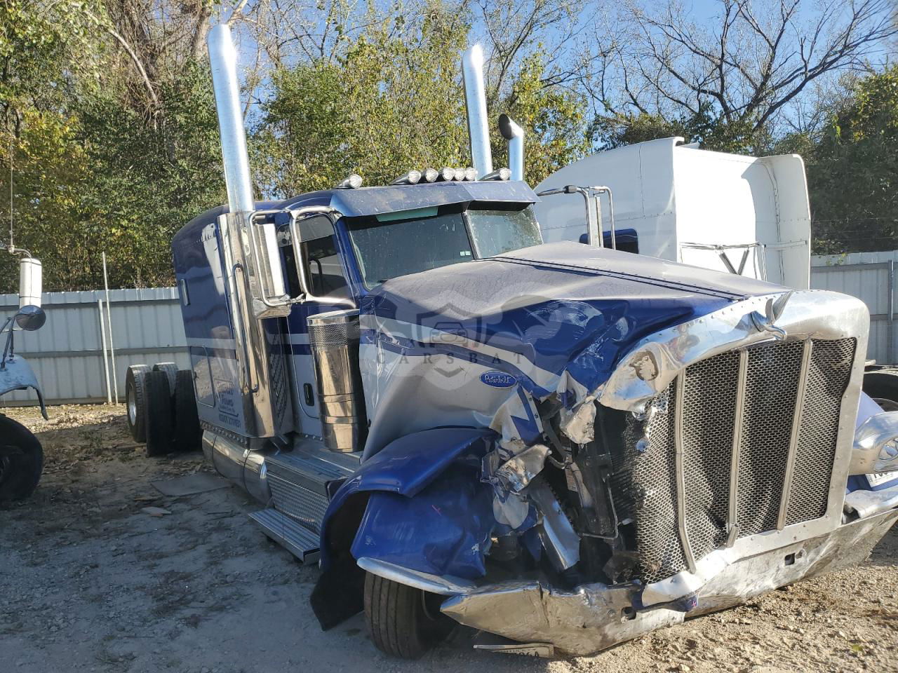 Peterbilt 389/520 15.0L  6 2024