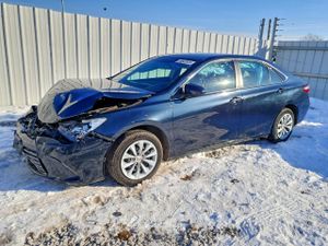 Toyota Camry LE 2.5L 4 2015