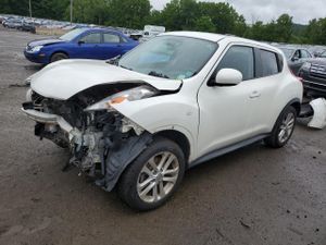 Nissan Juke S 1.6L 4 2013