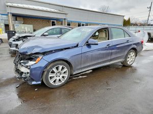 Mercedes-Benz E 350 4MATIC 3.5L 6 2014