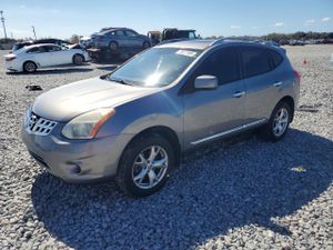 Nissan Rogue S 2.5L 4 2011