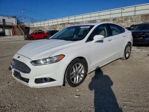 Ford Fusion SE 1.6L 4 2013