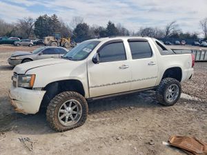 Chevrolet Avalanche LTZ 5.3L 8 2011