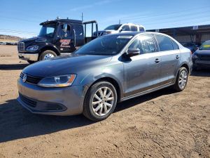 Volkswagen Jetta SE 2.5L 5 2012