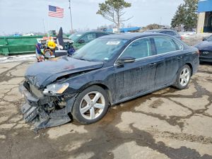 Volkswagen Passat SE 2.5L 5 2012