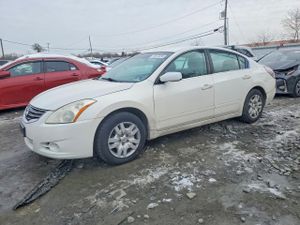 Nissan Altima BASE 2.5L 4 2011