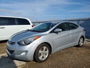 Hyundai Elantra GLS 1.8L 4 2013