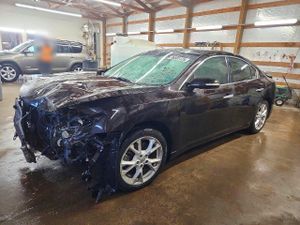 Nissan Maxima S 3.5L 6 2013