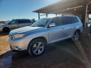 Toyota Highlander LIMITED 3.5L 6 2013