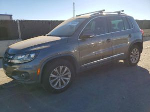 Volkswagen Tiguan S 2.0L 4 2012