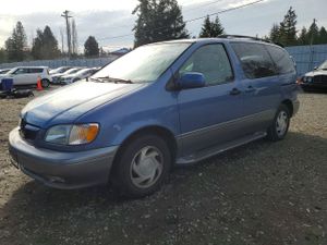Toyota Sienna LE 3.0L 6 2002