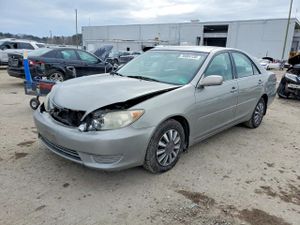 Toyota Camry LE 2.4L 4 2005