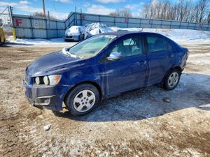 Chevrolet Aveo (Sonic) LS 1.8L 4 2014