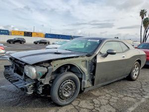 Dodge Challenger SE 3.5L 6 2010