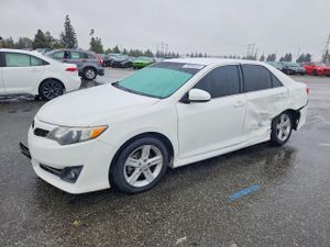 Toyota Camry L 2.5L 4 2014