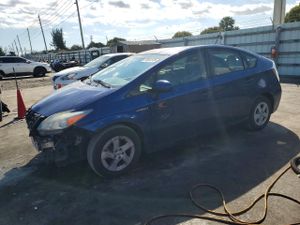Toyota Prius 1.8L 4 2011