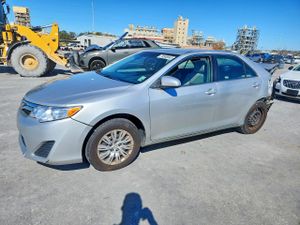 Toyota Camry BASE 2.5L 4 2012