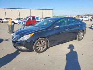 Hyundai Sonata SE 2.0L 4 2014