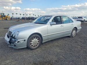 Mercedes-Benz E 320 3.2L 6 2000