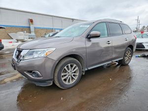 Nissan Pathfinder S 3.5L 6 2014