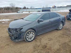 Toyota Camry HYBRID 2.5L 4 2014