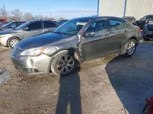 Chrysler 200 TOURING 2.4L 4 2013