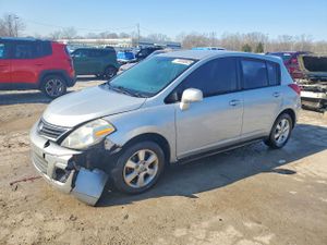 Nissan Versa S 1.8L 4 2012