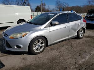 Ford Focus SE 2.0L 4 2014