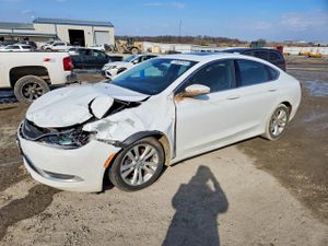Chrysler 200 LIMITED 2.4L 4 2015
