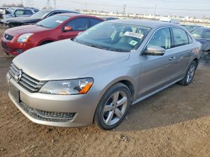 Volkswagen Passat SE 2.5L 5 2013