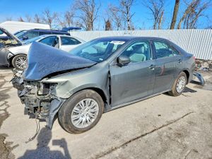 Toyota Camry BASE 2.5L 4 2012