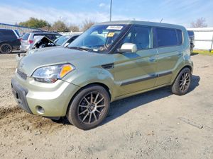 Kia Soul + 2.0L 4 2010