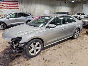 Volkswagen Passat SE 2.5L 5 2012