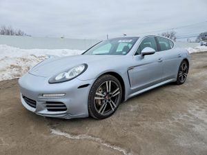 Porsche Panamera S 3.0L 6 2014