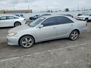 Toyota Camry LE 2.4L 4 2005