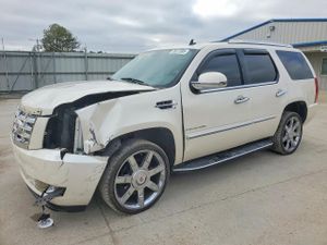 Cadillac Escalade LUXURY 6.2L 8 2013