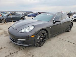 Porsche Panamera S 4.8L 8 2012