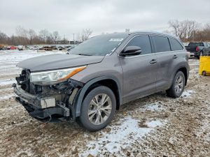 Toyota Highlander XLE 3.5L 6 2015