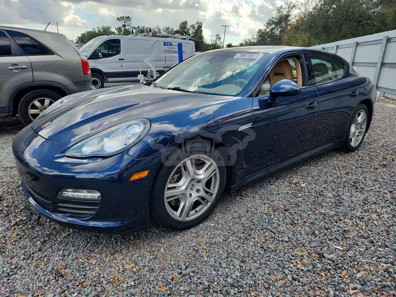 Porsche Panamera 2 3.6L 6 2011
