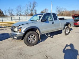 Toyota Tacoma XTRACAB 2.7L 4 2003