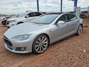 Tesla Model S 2013
